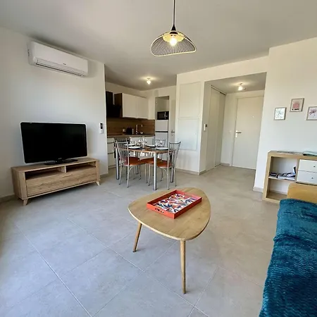 Neuf 2p Avec Garage Et Climatisation - - Fr-1-226b-215 Apartment Cogolin
